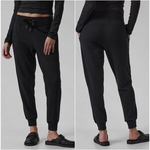 Athleta Balance Jogger Soft Stretch Lounge Pants in Black | Small